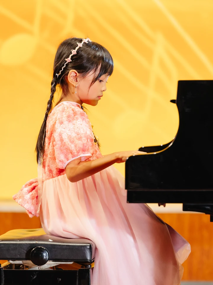 Tạ Ngọc Lam