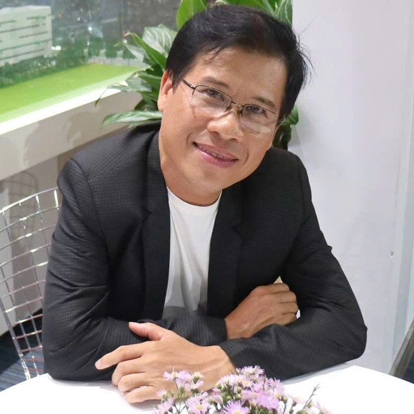 Thạc sĩ - Nhạc sĩ- HÔ NGỌC LINH